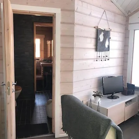 Huvilat A Cozy House With A By The River Saarenkylä