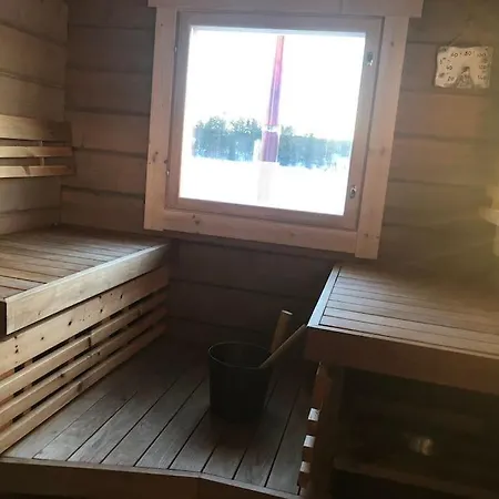 A Cozy House With A By The River * Saarenkylä