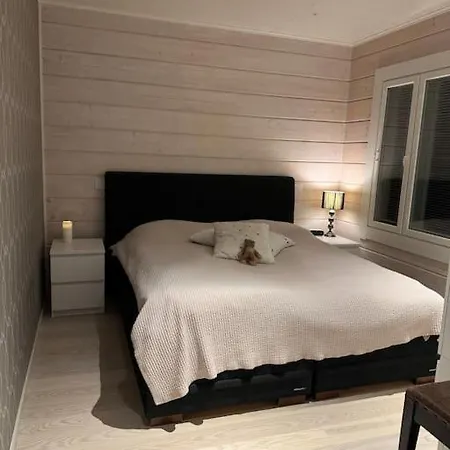 A Cozy House With A By The River Huvilat Saarenkylä